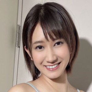 美波もも