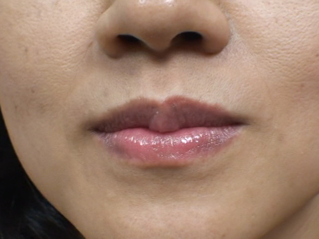 女の口元をアップにしてみたら思った5倍ぐらいエロかったｗｗｗ