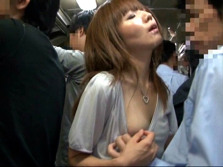 良いですか？痴漢は犯罪です！こんな痴漢行為は絶対にしないでくださいｗｗｗ