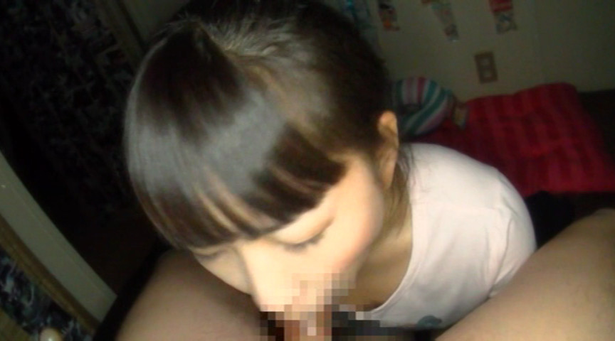 チンコを咥えて気持ち良さそうな女の顔をご覧下さいｗｗｗ