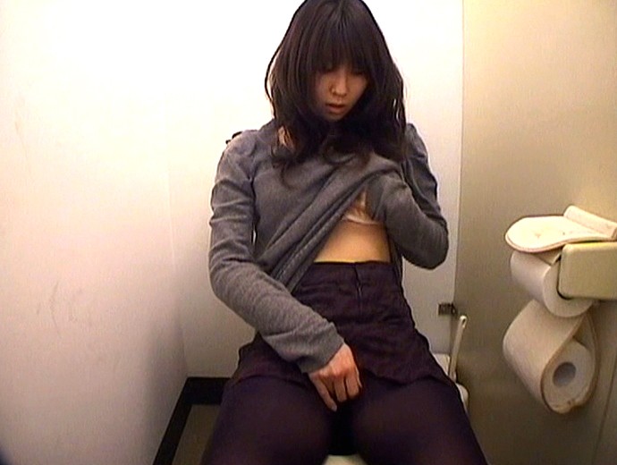 ドスケベな女達が我慢できなくてマスターベーションをしているから見てくれよなｗｗｗ