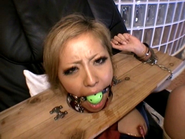 ドмの変態女達がいろんな形でいじめられているのでご覧下さいｗｗｗ