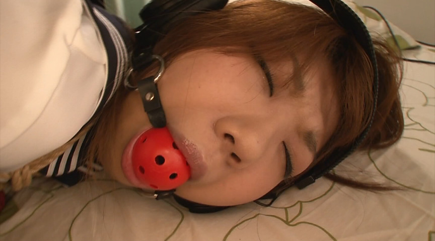 縛られたり叩かれたりして悦んでいる変態の女達ですｗｗｗ